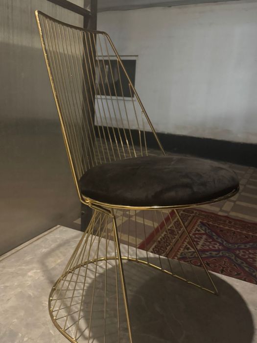 Стулья для гостиной