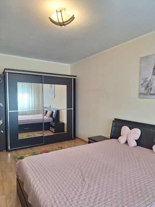 Inchiriez apartament 2 camere, cetate Kaufland,bloc nou