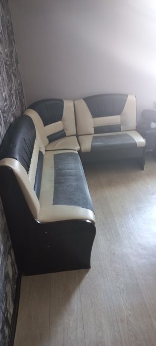 Продам кухонный уголок