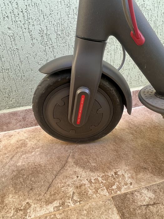 Trotineta XIAOMI M365 25km/h baterie 98%