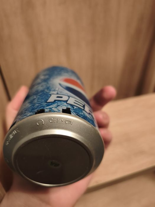 Колонка ( не блютуз)