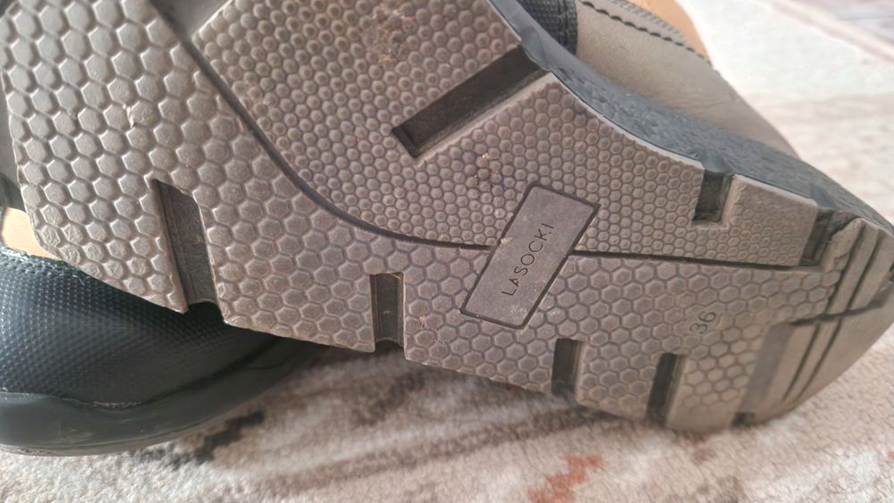 Ghete Lasocki marime 36