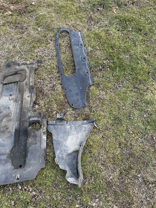 Scuturi, tavite, inchideri carenaje intaritura bara M BMW F10 F11