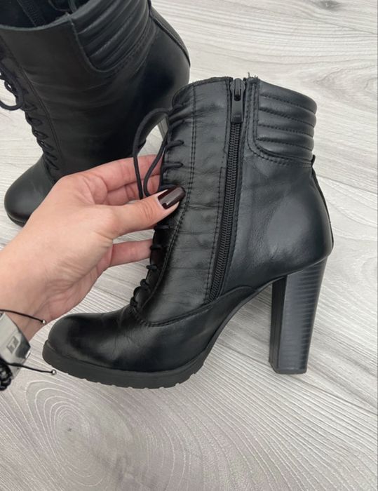 Botine piele naturala cu toc patrat
