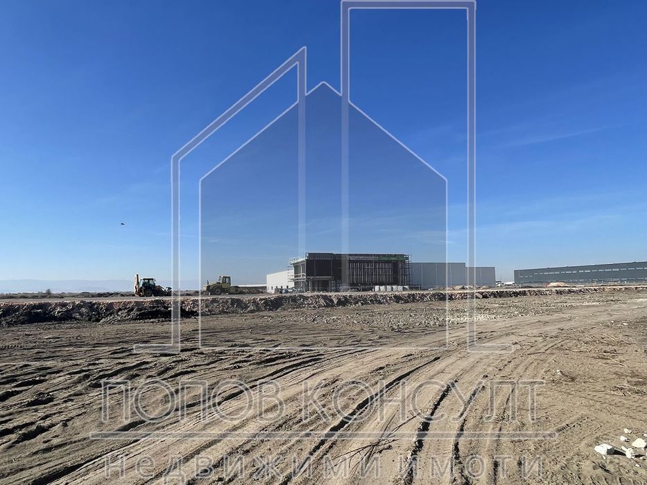 Продава се Парцел в с. Радиново, Област Пловдив - 15868 кв.м за 40 €/кв.м - Снимка #1