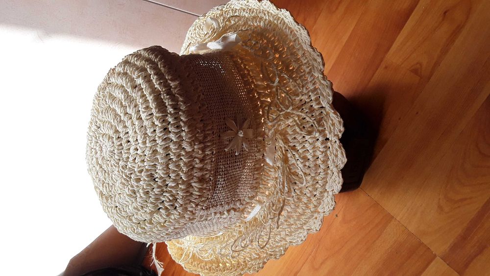 Летни рокли момиче 11 г. плюс лятна шапка 40 лева