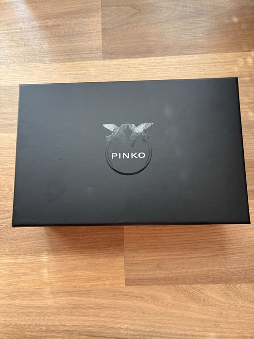 Pinko чанта нова