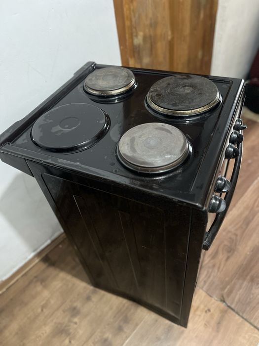 Продам электрическая плита