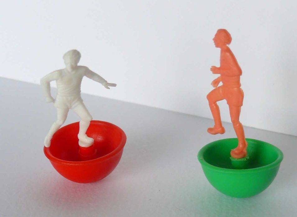 Стари и редки играчки от шоколадови яйца Киндер Kinder Surprise