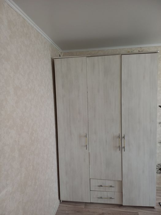 продается шкаф  для одежды