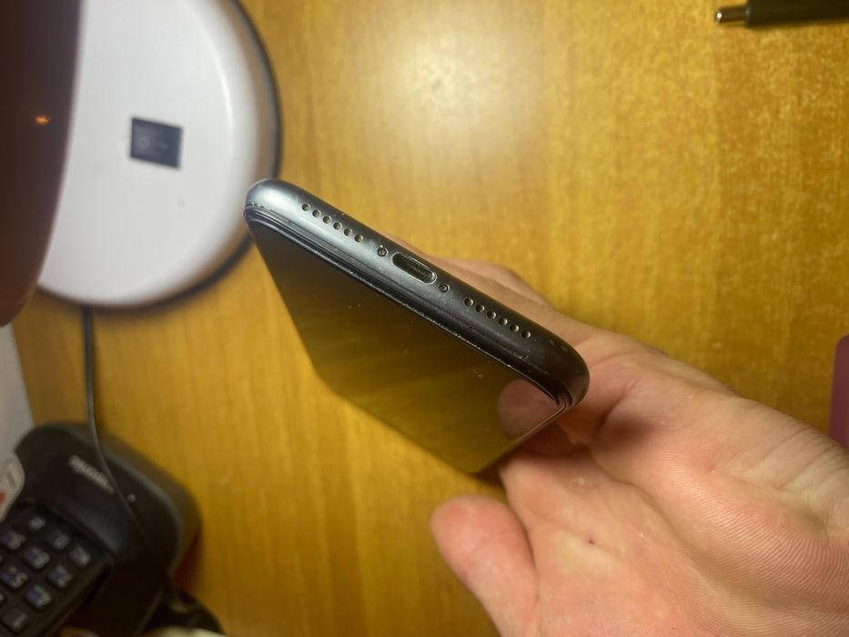 Iphone 11 продается