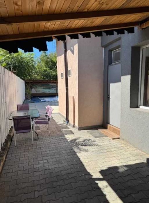 Дава се под наем Етаж от къща в София, Център - 90 кв.м за 716 € - Снимка #14