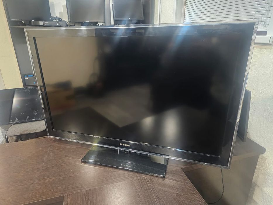 Телевизор leadbros 32дюйма смарт тв