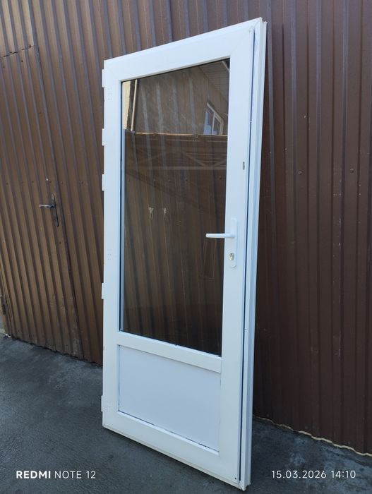 Дверь. Высота 207 ширина 92