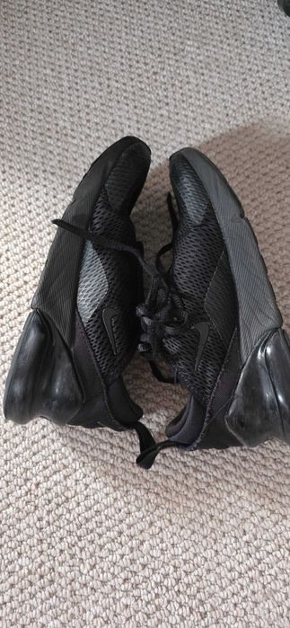 Nike 270 маратонки  33.5