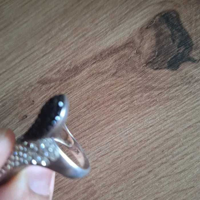 Сребърен пръстен с камъни Swarovski