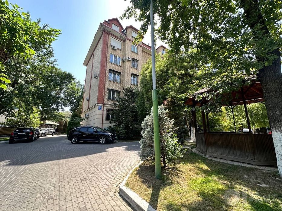 сдается квартира 3 комнатная  110 школа Габус 120кв