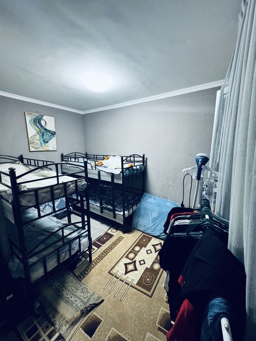 Продается 1 комнатная квартира.Мирзо Улугбекский район.Массив Карасу-6