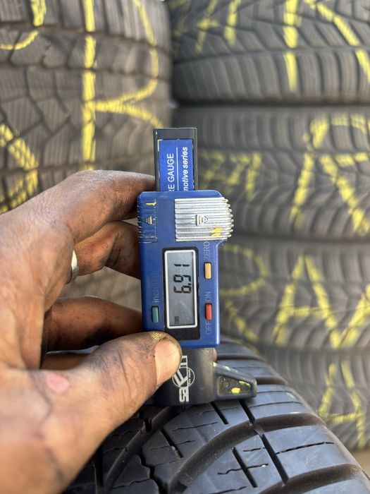 Anvelope All Season 205/55/16 GoodYear Vector 4Seasons 205 55 16 R16