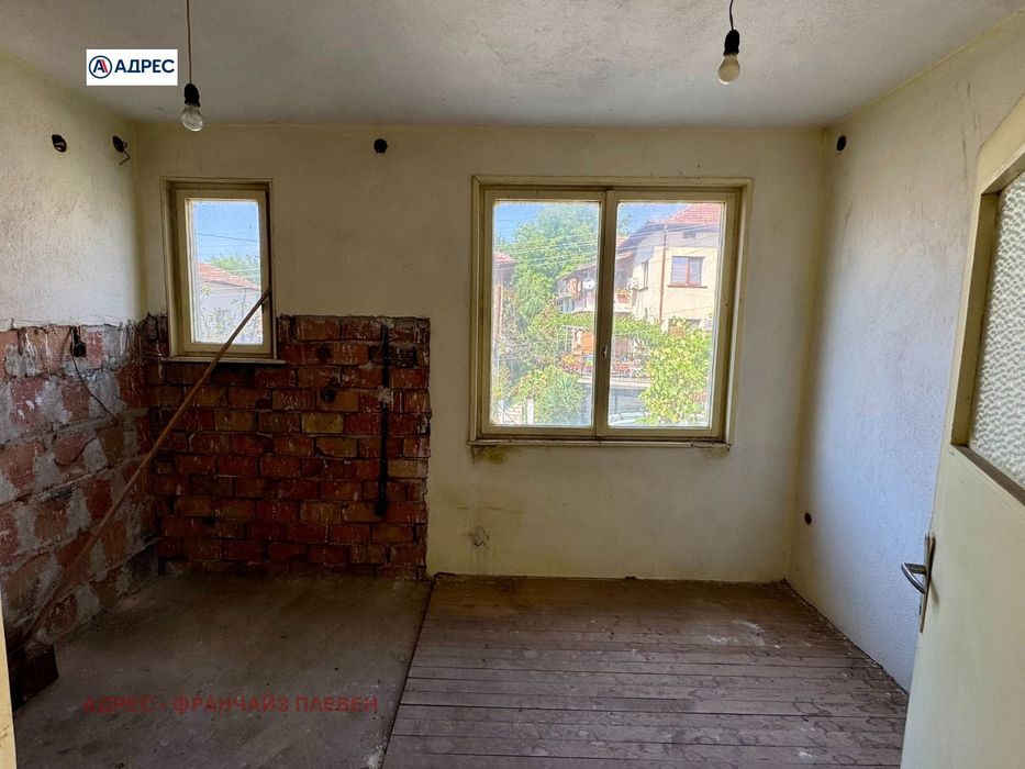 Продава се Етаж от къща в Мездра - 152 кв.м за 461 €/кв.м - Снимка #6