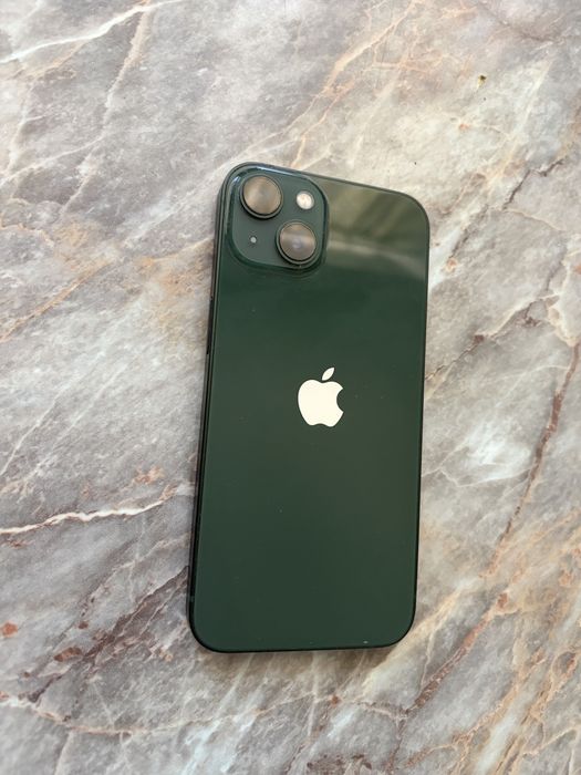 Vând iPhone 13 128gb