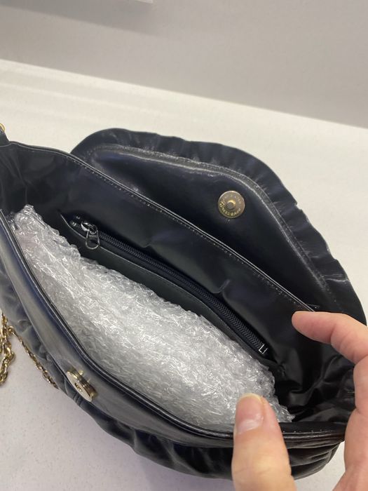 Продам дамскую сумочку