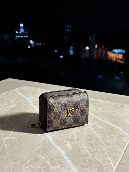 Portofel Lv dame, trimit cu olx