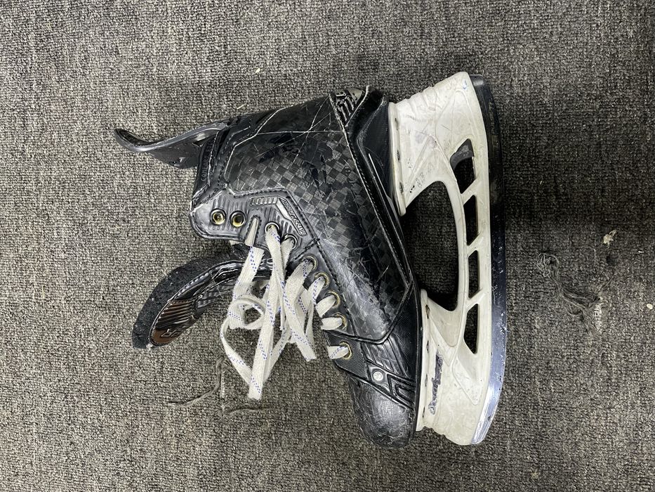 Bauer Supreme Mach