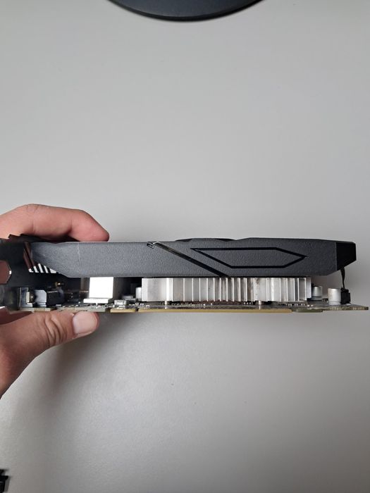 Видеокарта Gigabyte gtx 1650 super OC 4gb