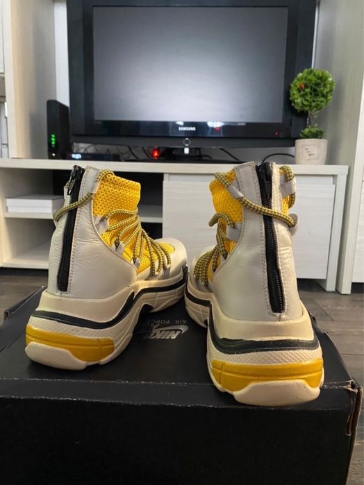 Sneakersi Exclusives