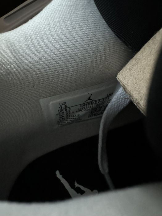 Air Jordan 4 Military Black 43