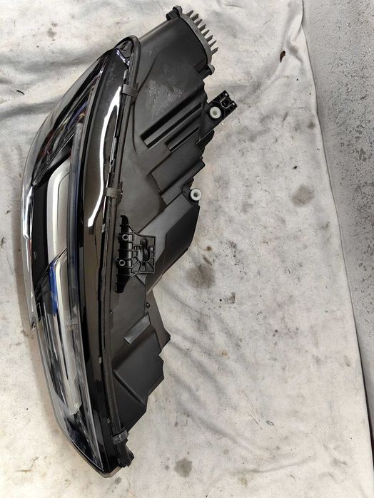 Оригинален фар Ауди А4 Б9  Audi A4 B9 Full  Led Matrix