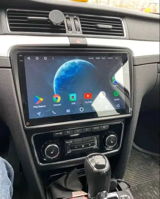 Skoda Superb мултимедия Android GPS навигация