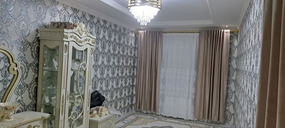 Uy sotiladi To'ytepa Nurafshon shaxar markazida