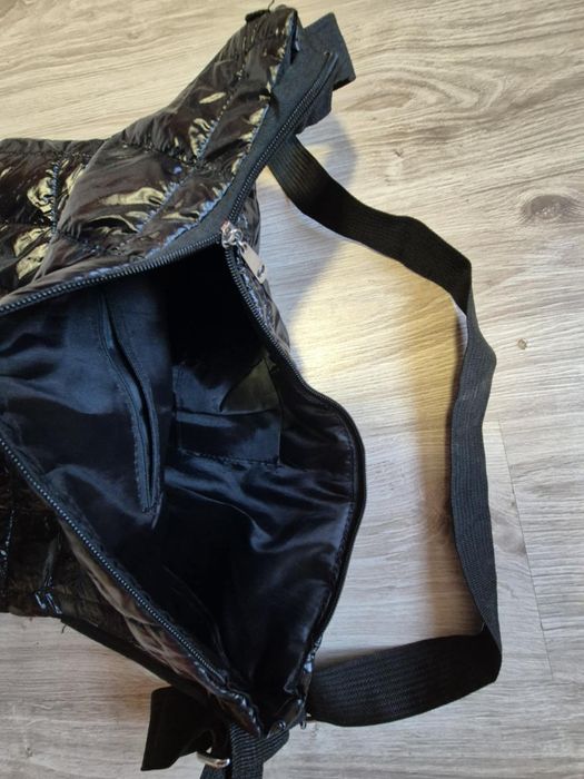 Чисто нова дамска чанта