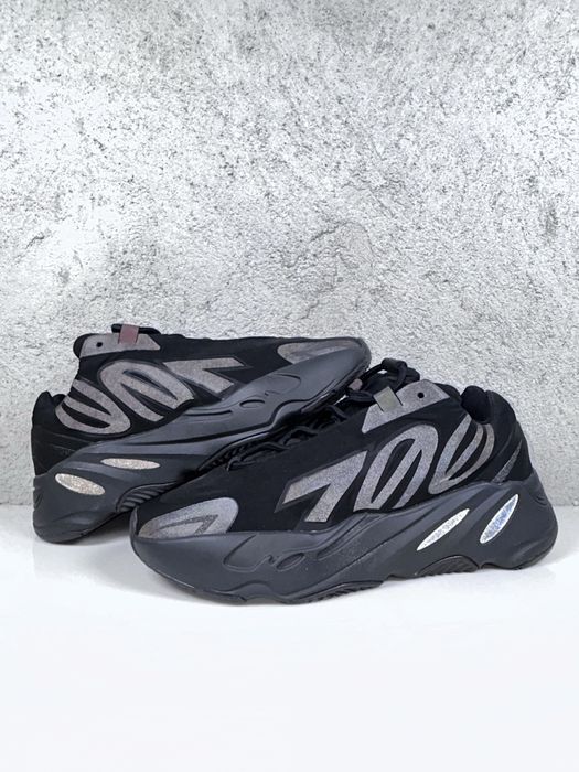 Adidas Yeezy Boost 700 MNVN Triple Black