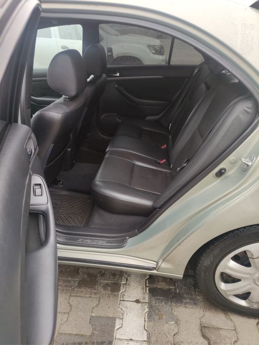 Toyota Avensis T25 2.0 Diesel