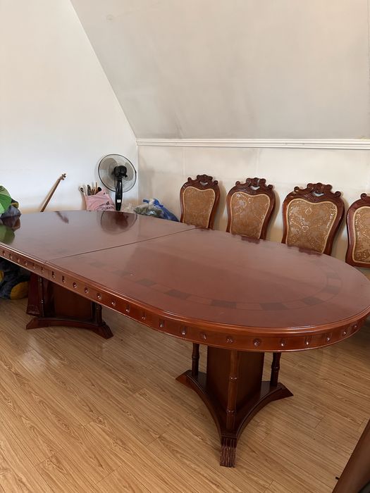 Стол раздвижной в гостинную