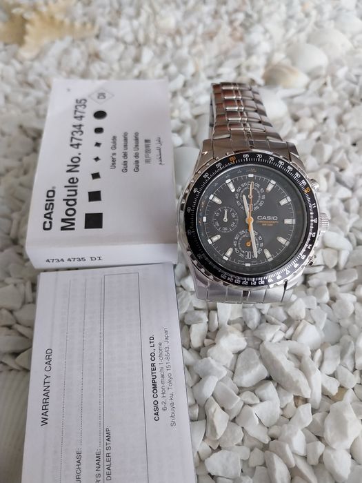 Продавам часовник CASIO MTP 4500D-1AV.