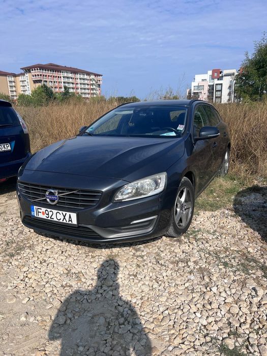 volvo v60 AN 2015
