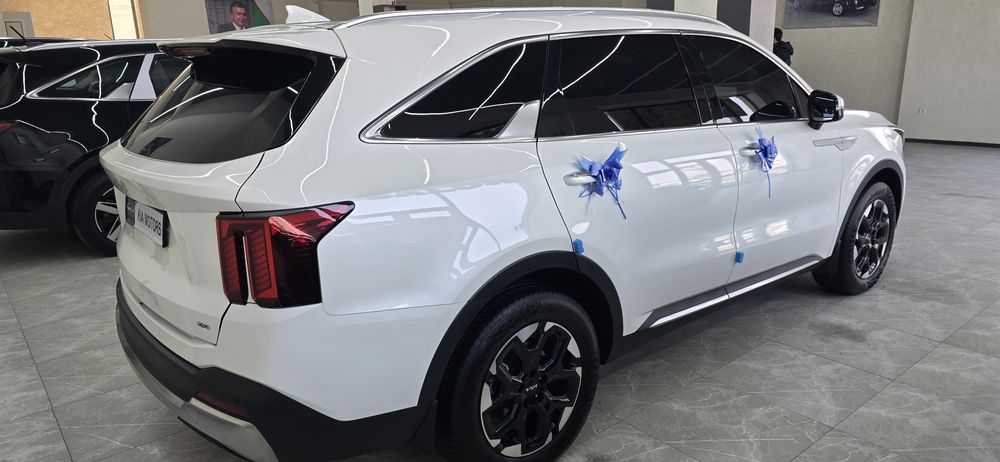 Kia Sorento 2024 yil srochni sotiladi