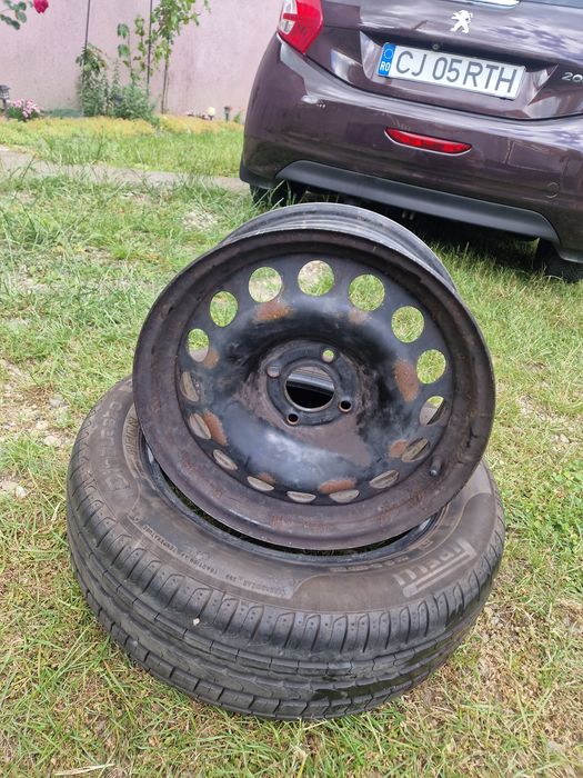 Cauciucuri Pirelli Cinturato P 7 cu jante de tabla