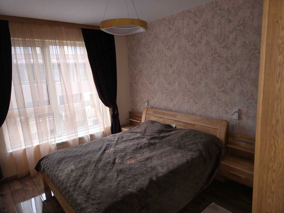 Дава се под наем Тристаен апартамент в София, Света Троица - 85 кв.м за 918 € - Снимка #3