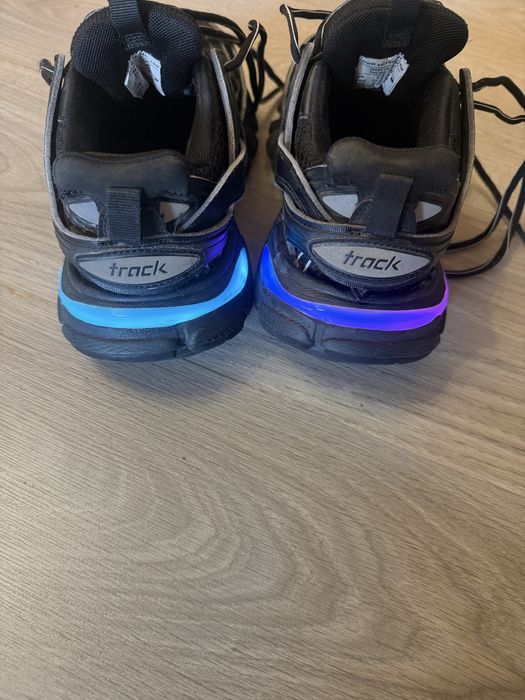 Balenciaga Track – Black.