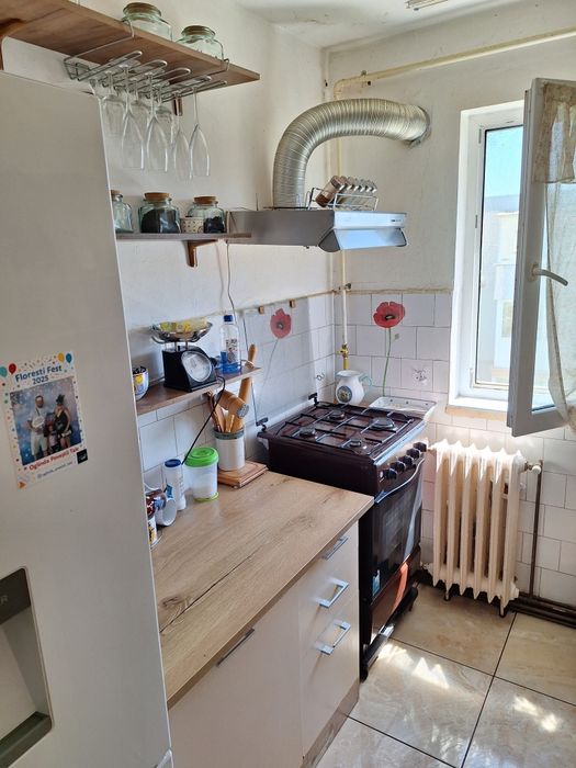 Vand apartament 3 camere