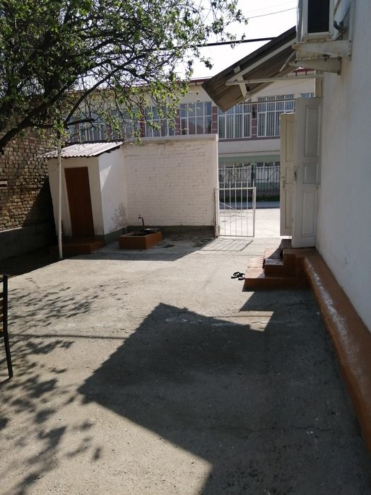 Продаётся 3 комнатная квартира в г Янгиюле