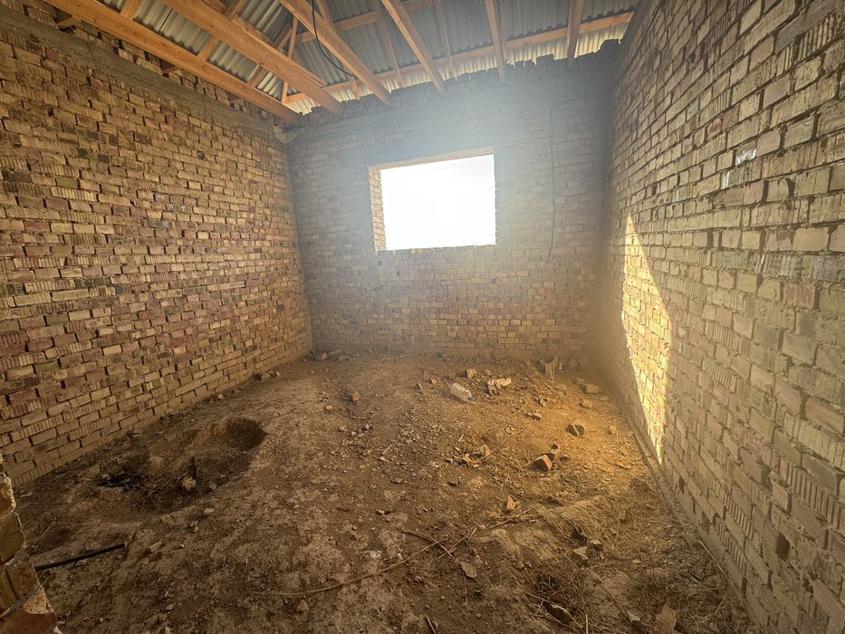 Продам дом не достроенный