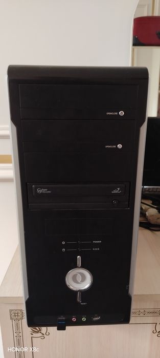 Настольный компьютер