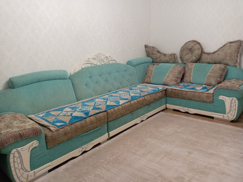 Продам круговой диван