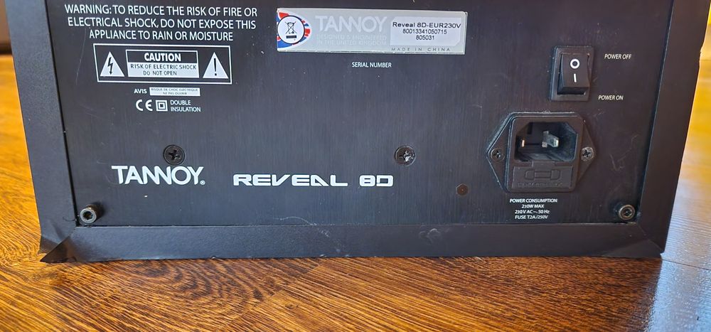 Monitor audio Tannoy REVEAL 8D